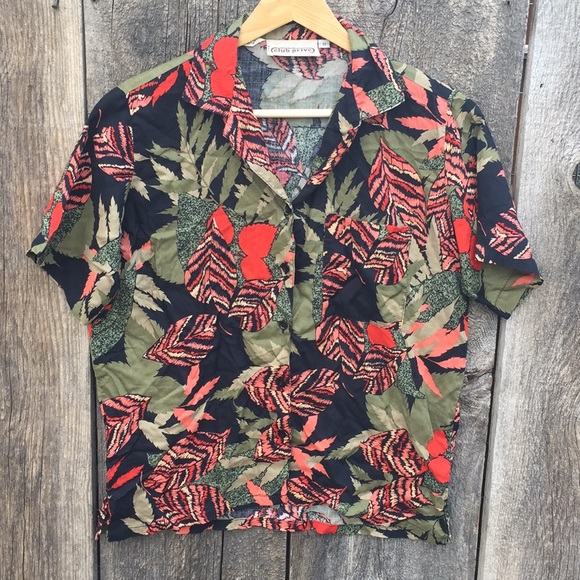 Vintage Tops - VTG 80s-90s Tropical Print Button Down Shirt